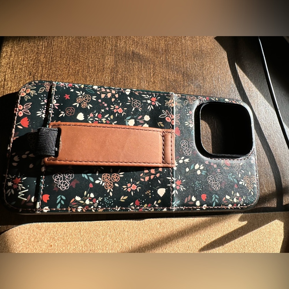 Floral Walli iPhone 14 Pro Max case